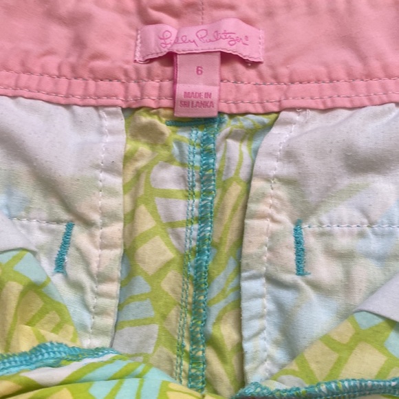 Lilly Pulitzer yellow and blue patterned shorts - Picture 3 of 5